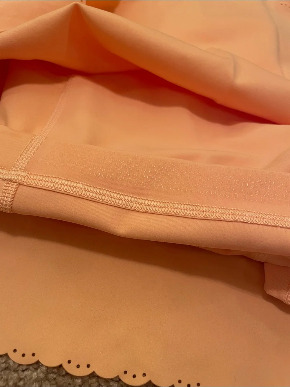 Lululemon Scallop-Hem High-Rise Tennis Skirt in Rock Melon color